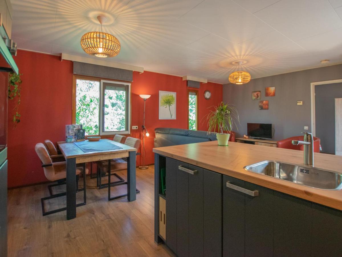 Witte Bungalow Uden Exteriér fotografie