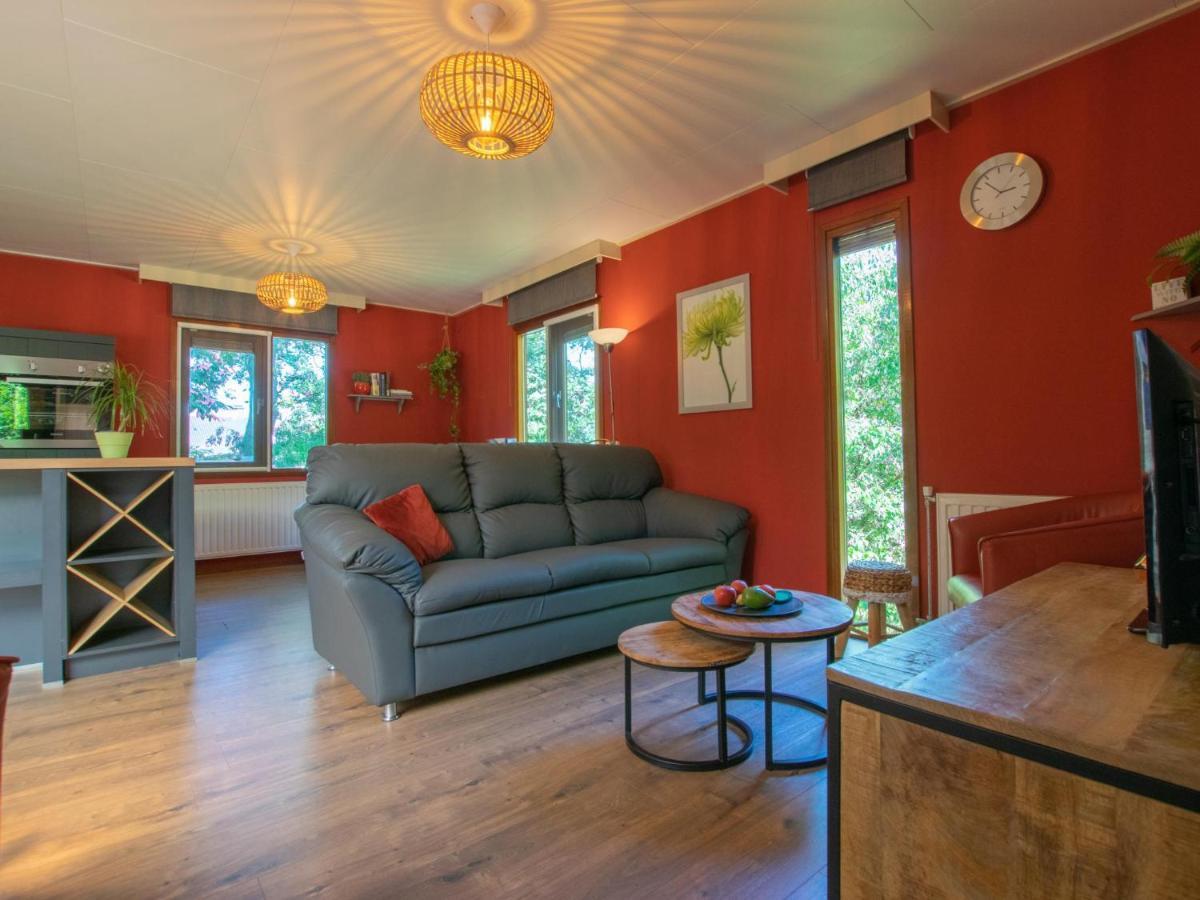 Witte Bungalow Uden Exteriér fotografie